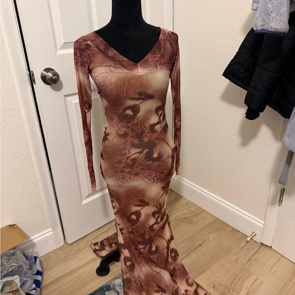 Silence + Noise Dylan Off the Shoulder Maxi Sz.S Brown Floral Dress - Picture 6 of 8